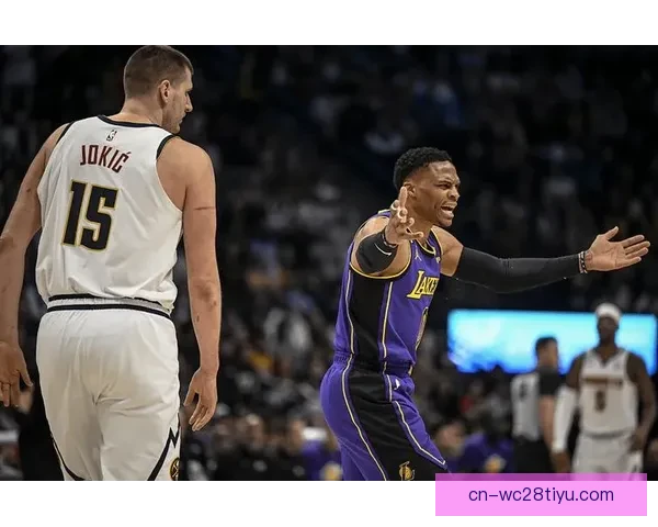 乌戈谈上半场失误多下半场回暖